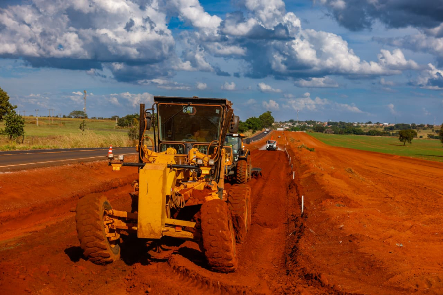 Daniel Vilela autoriza restauração de rodovias e pista dos romeiros no Sul de Goiás